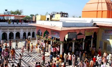 Aurangzeb built a temple in UP, but Sangh won't acknowledge that