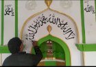From tracing to learning Urdu - A Hindu calligrapher who adorned 200 plus mosques