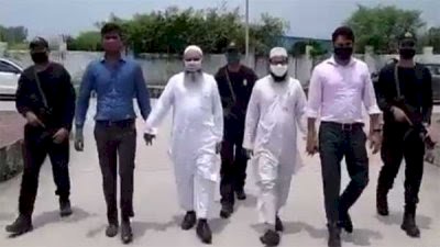 Uttar Pradesh ATS arrests two Muslim clerics under the new anti-conversion law