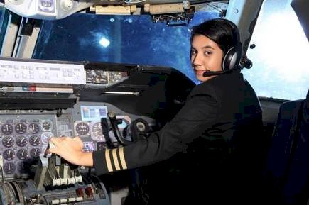 India's youngest female pilot inspires Kashmiri women